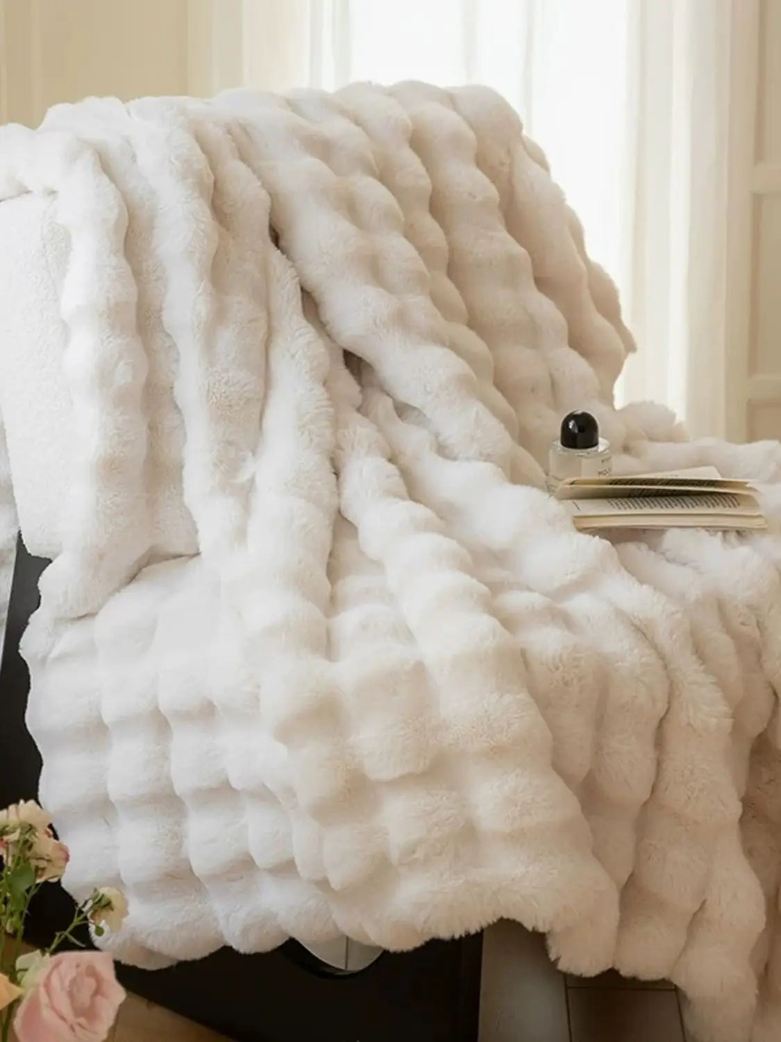 Bubble Fleece Blanket for Couch, Faux Rabbit Fur Throw Blanket, Soft Cozy Fluffy Decorative Blankets for Bed, Sofa, Mother's Day