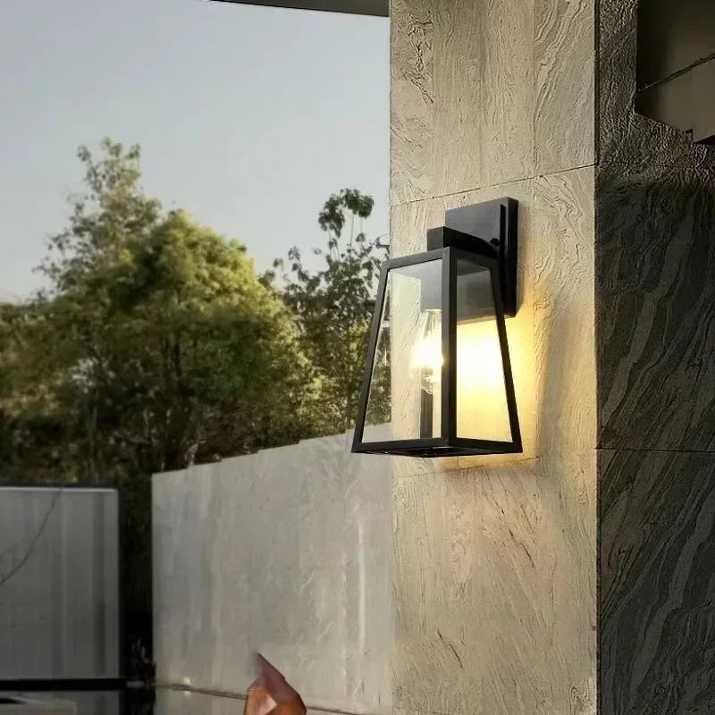 European-Style Waterproof Outdoor Wall Lamp