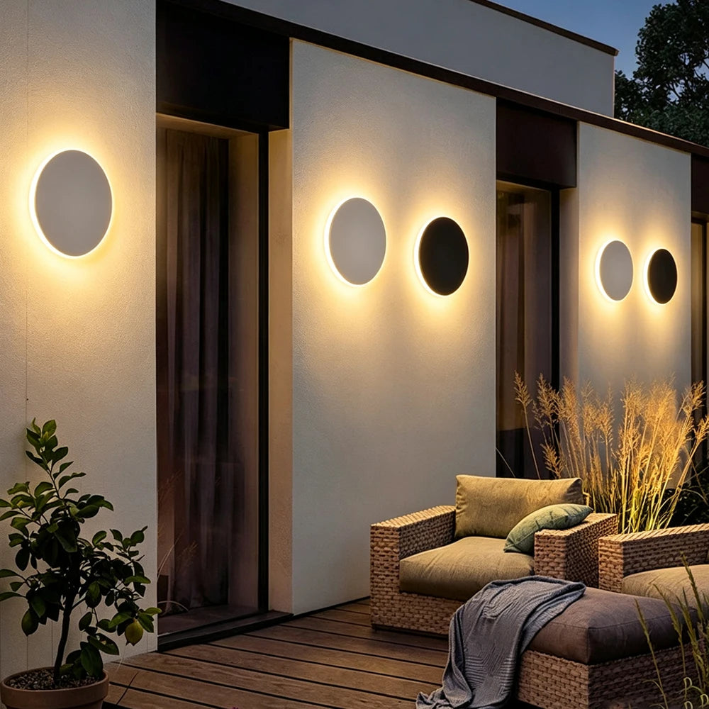 Round Waterproof Outdoor LED Wall Light