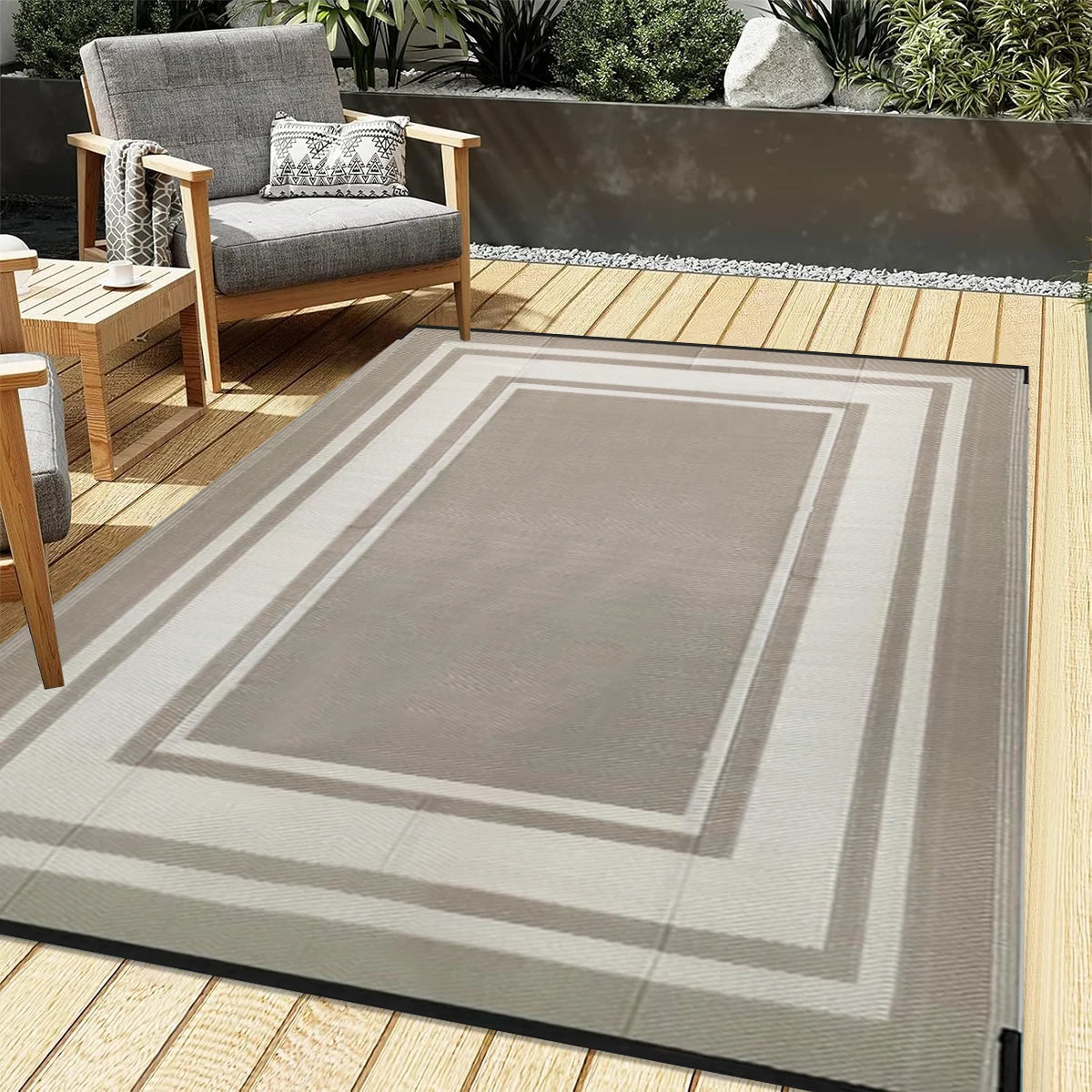 Reversible Woven Patio Rug