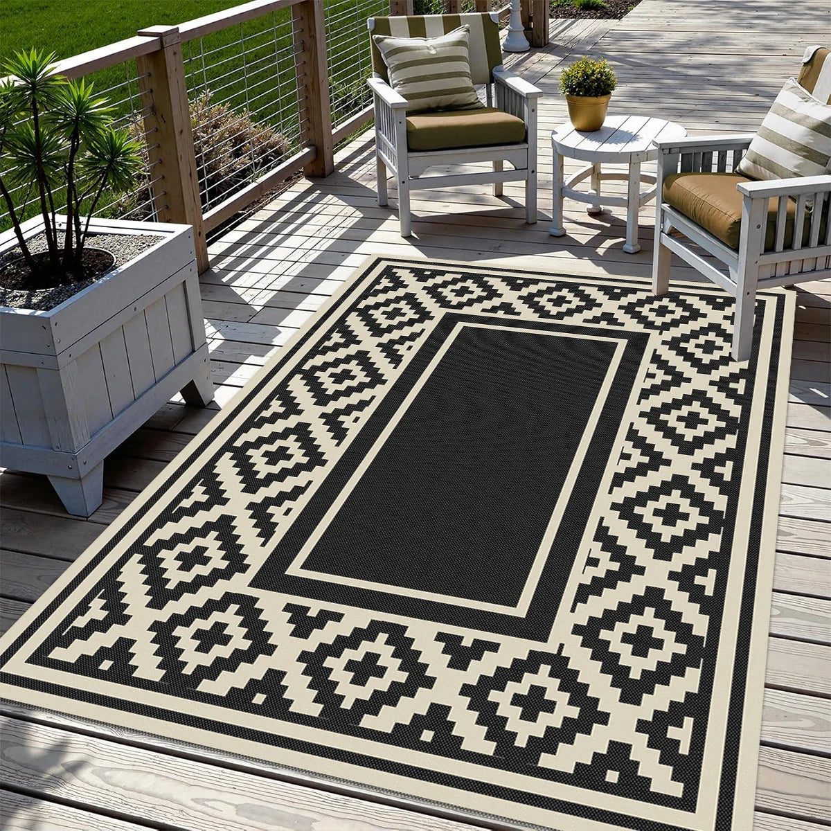 Reversible Woven Patio Rug