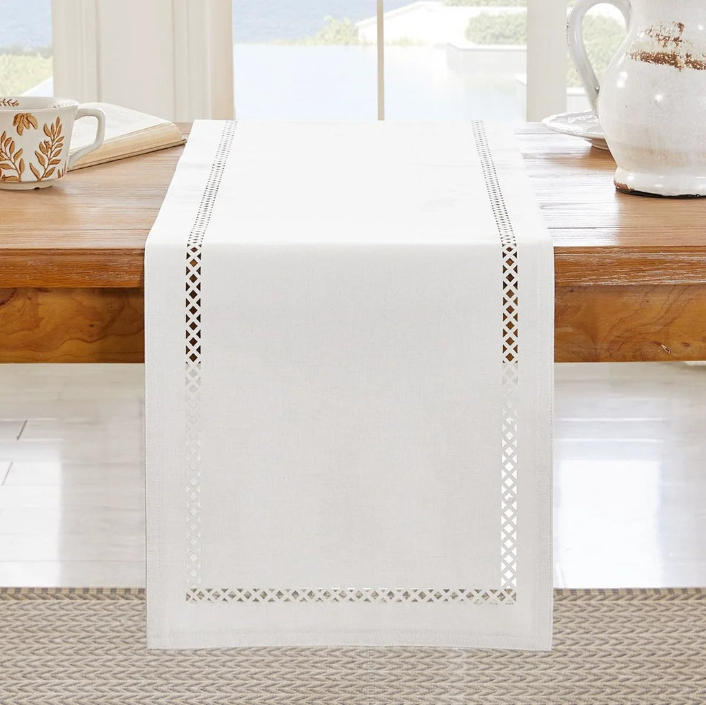 Modern Table Runner Linen Table Runner Washable Openwork Design Ideal for Holiday Party Decor,Dining Table,Restaurant, Christmas