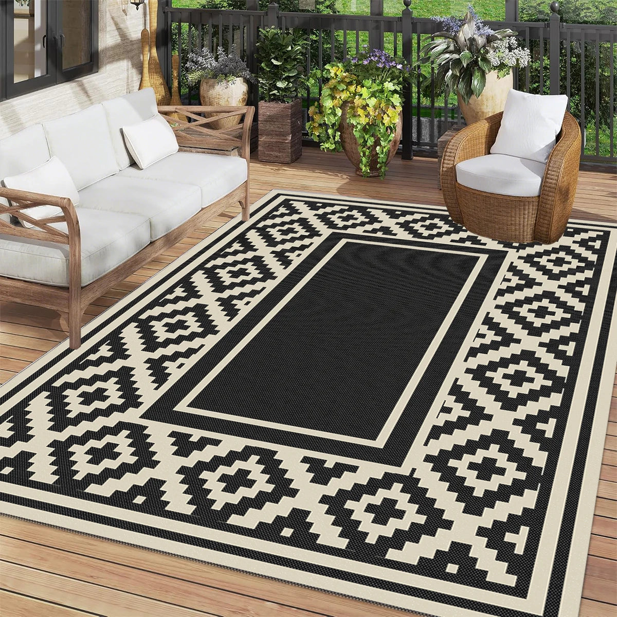 Reversible Woven Patio Rug