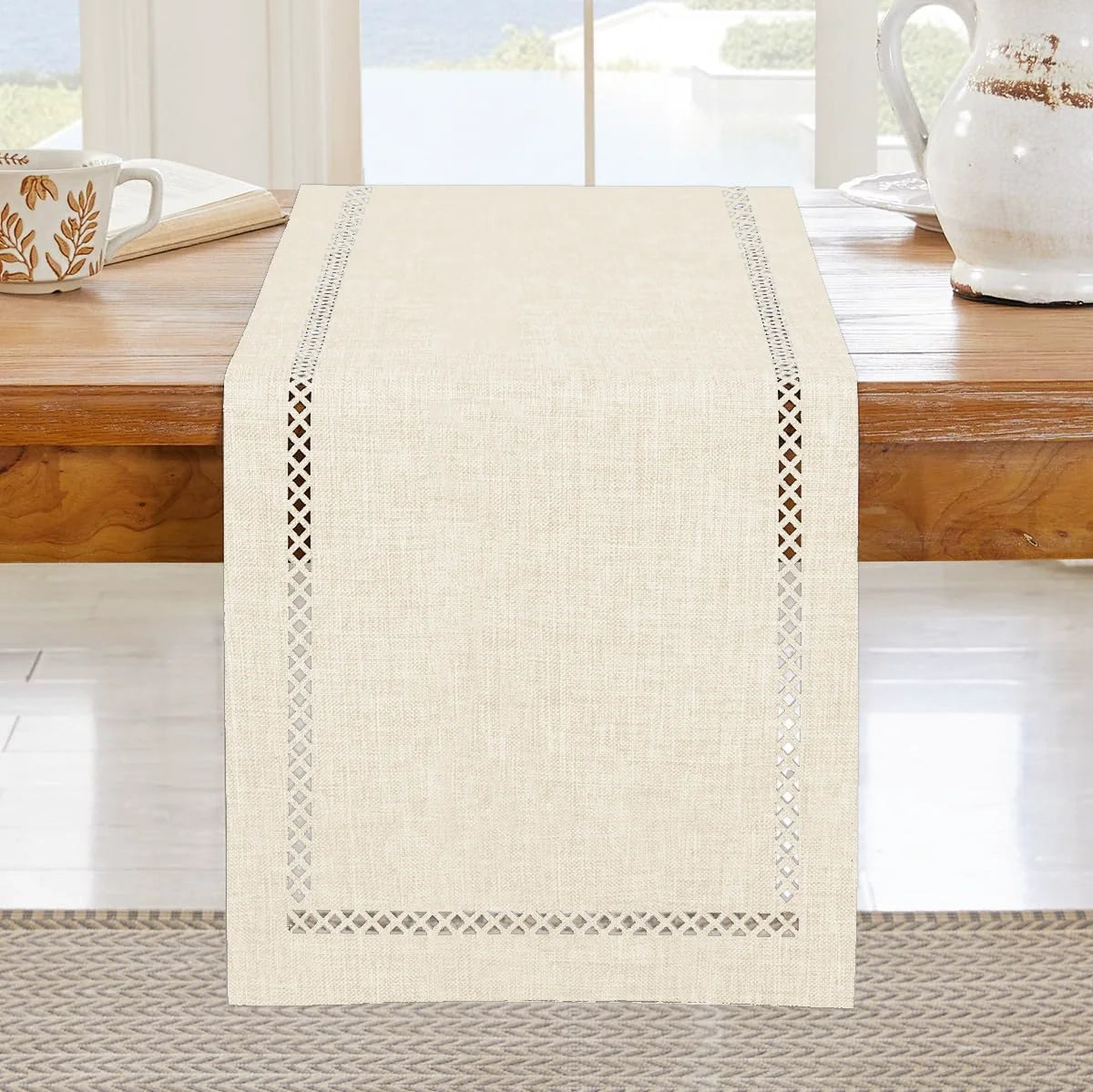 Modern Table Runner Linen Table Runner Washable Openwork Design Ideal for Holiday Party Decor,Dining Table,Restaurant, Christmas