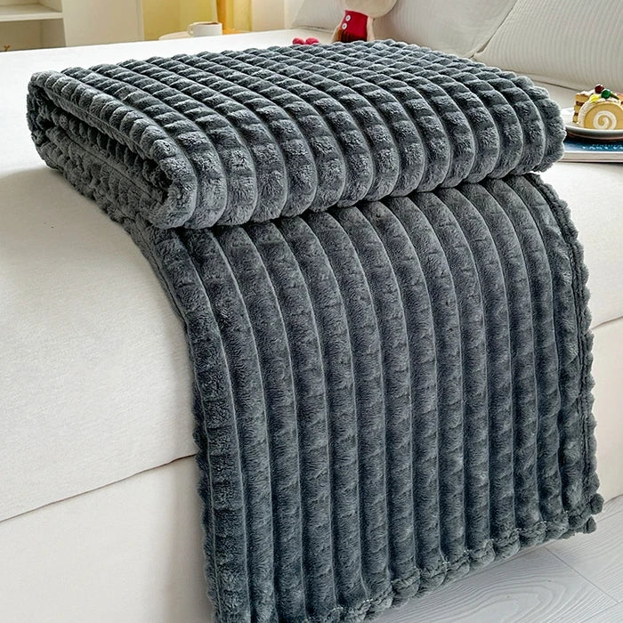 2025 New Solid Color Imitation Fur Plaid Flannel Blanket Winter Office Nap Blanket Air Conditioner Blanket