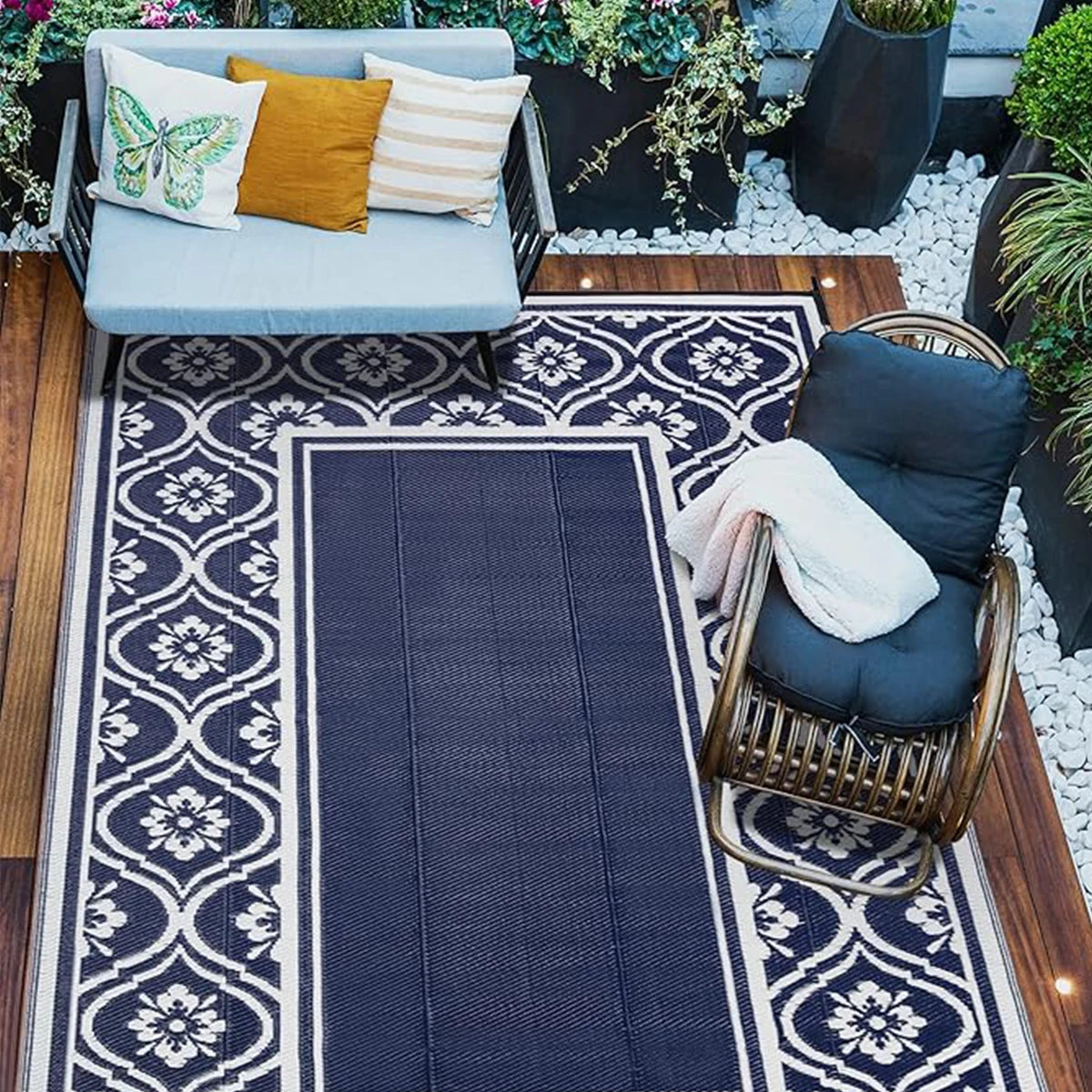 Reversible Woven Patio Rug