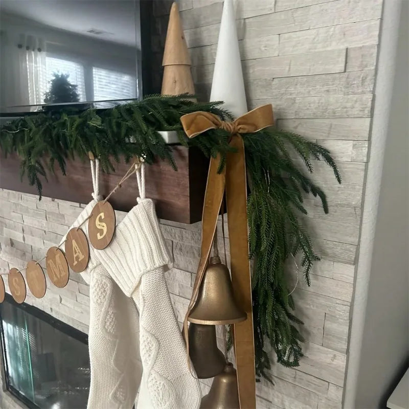 Full-Cascade Norfolk Pine Christmas Garland