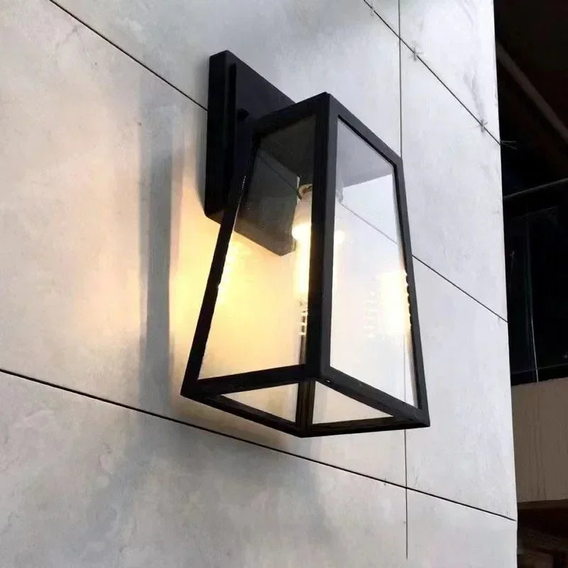 European-Style Waterproof Outdoor Wall Lamp