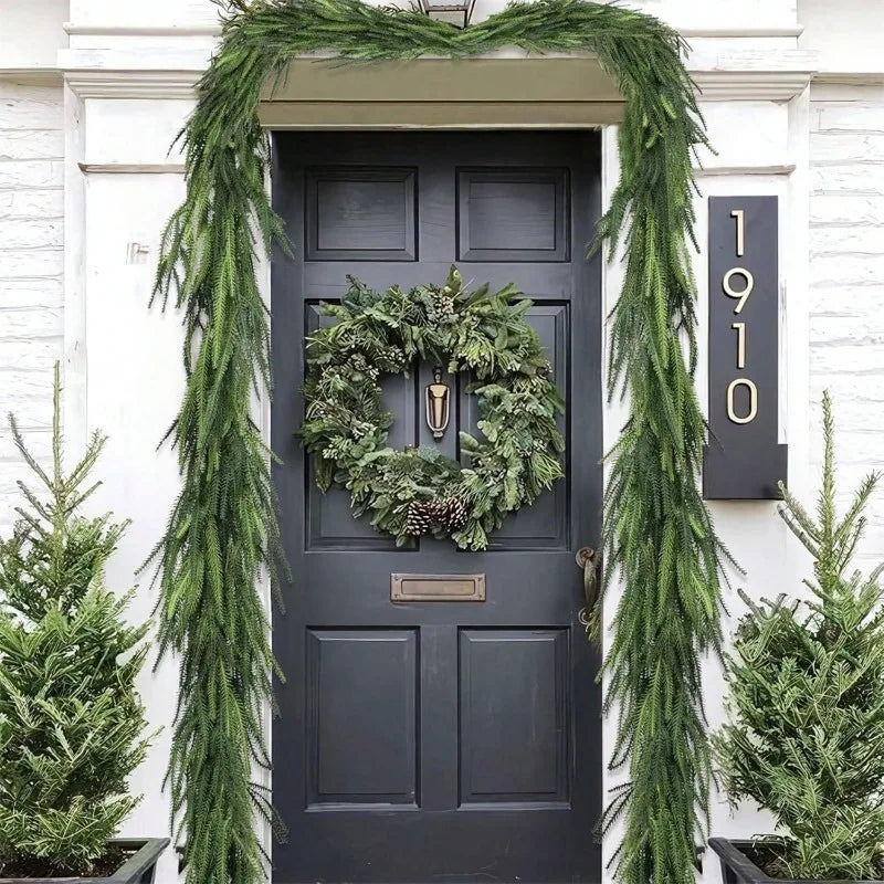 Full-Cascade Norfolk Pine Christmas Garland